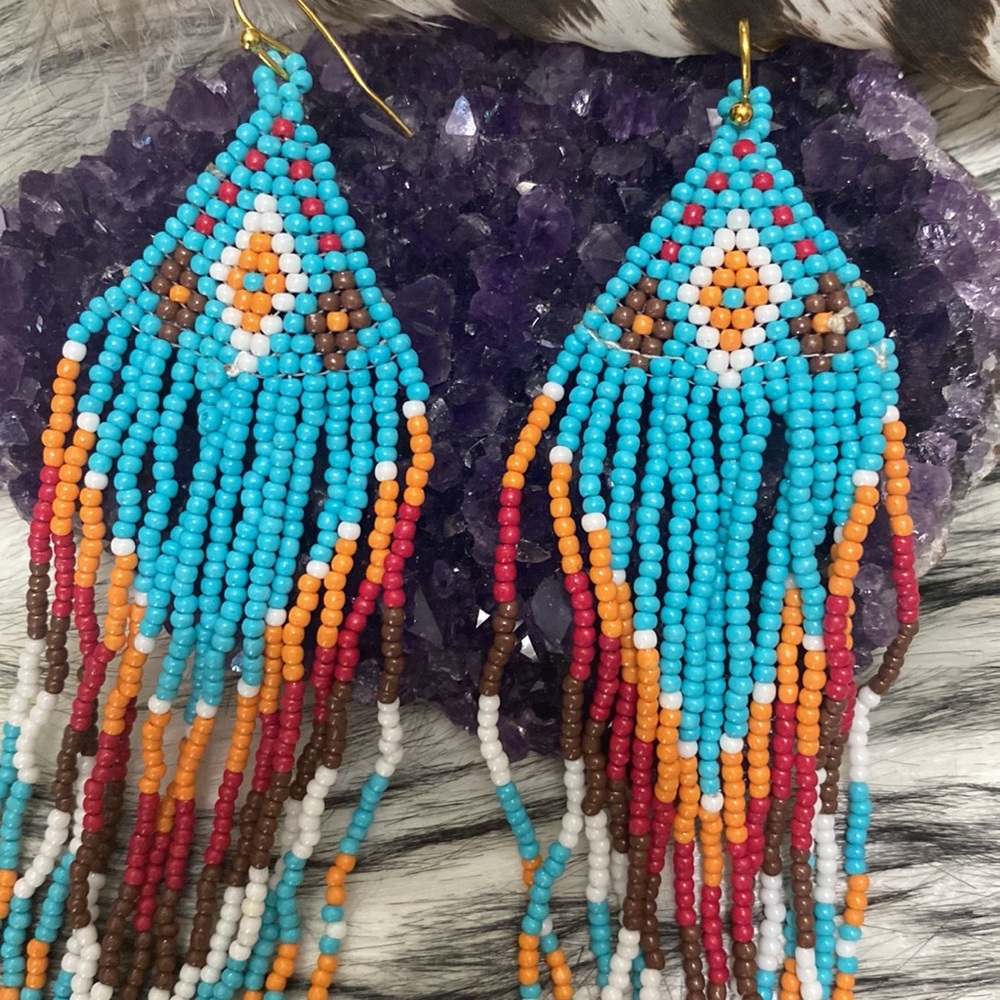 🎉SALE🎉Gorgeous Native American style long Fringe seed bead earrings